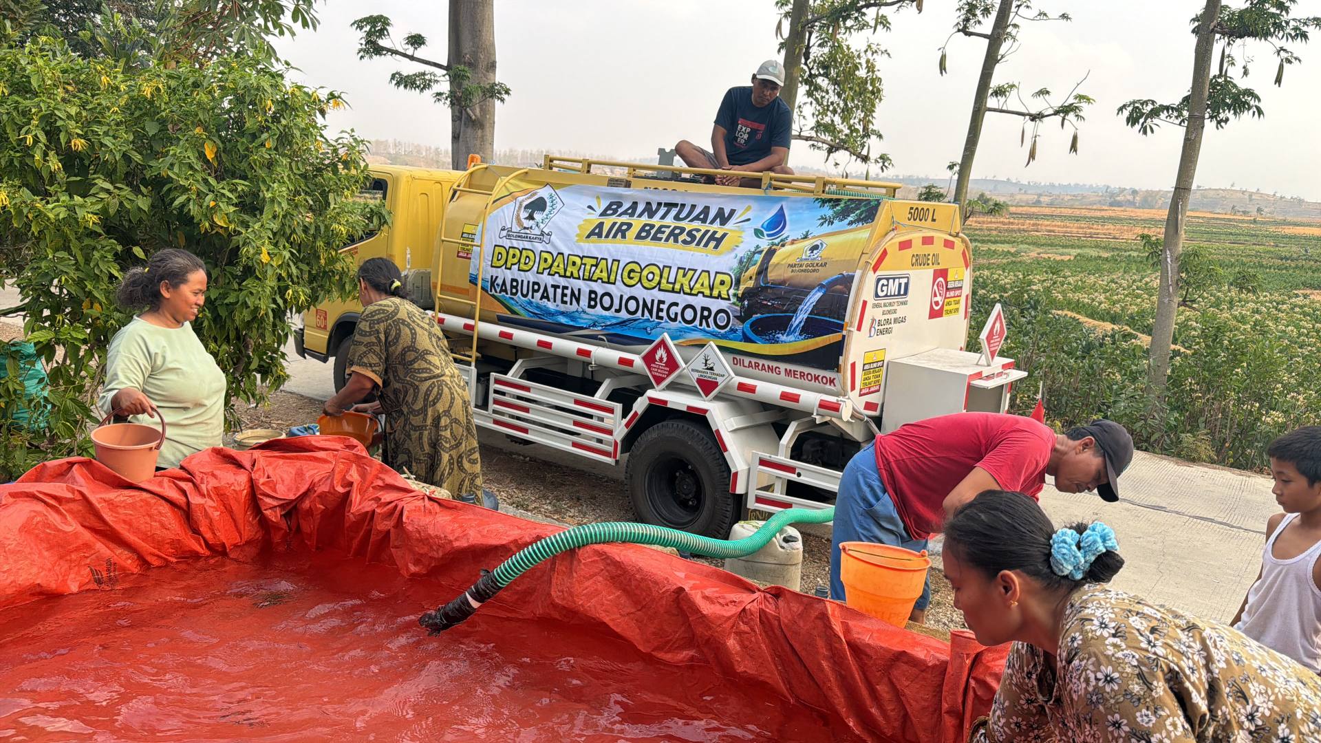 Gandeng AMPG, DPD Golkar Bojonegoro Turun Langsung Bantu Warga Kritis Air Bersih